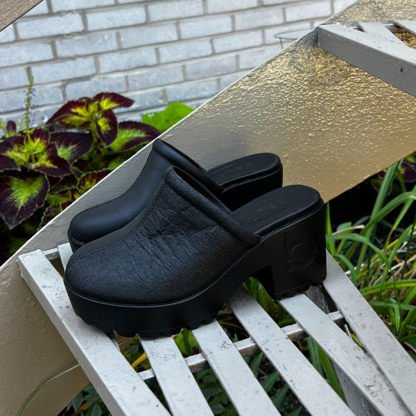 IRENE heeled clogs - black
