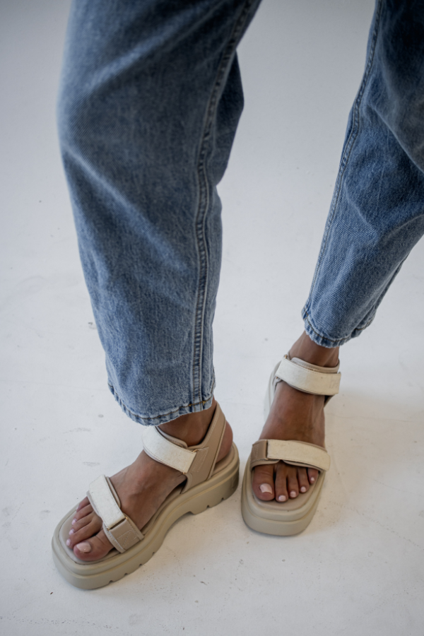 AXEL sandals - beige