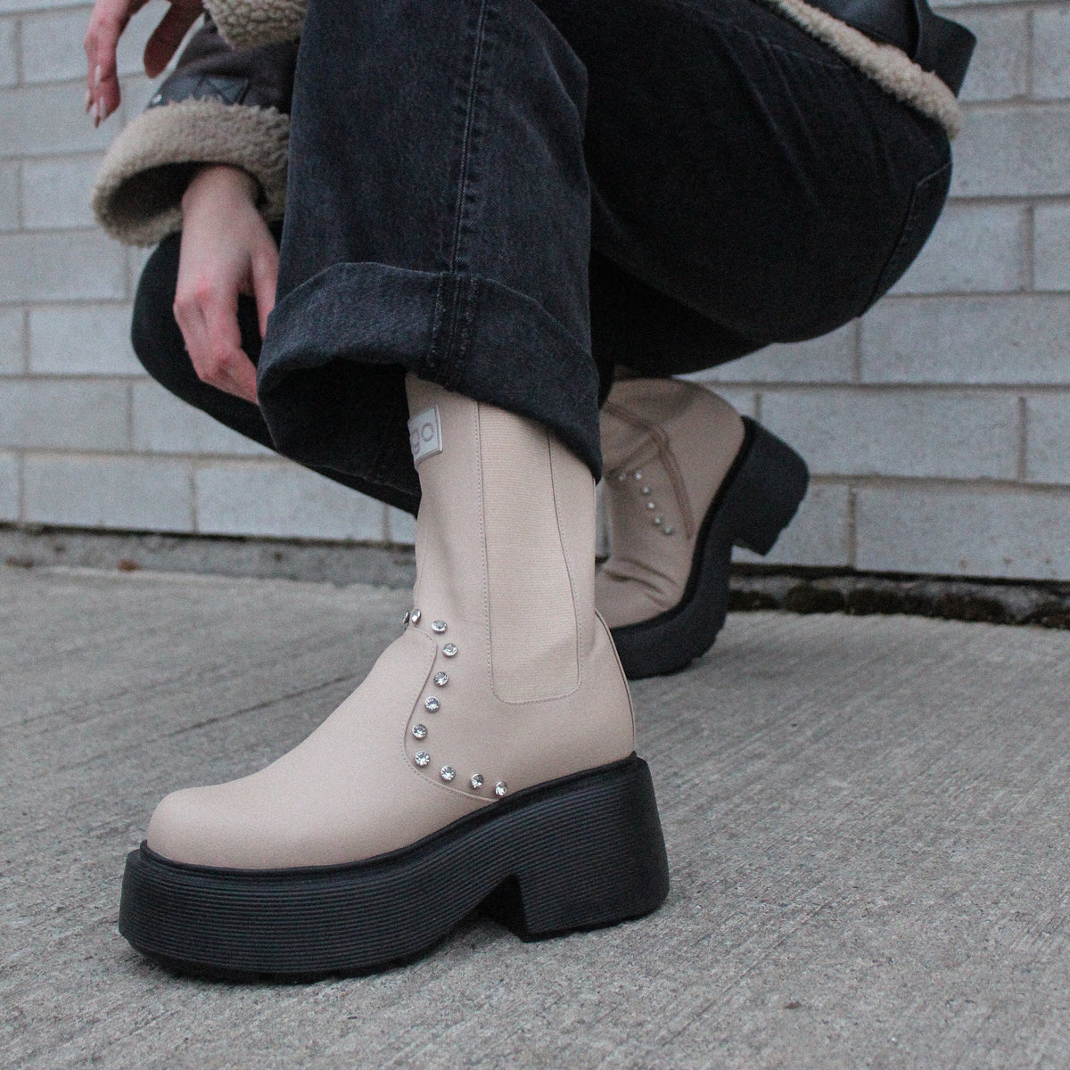 JENNY boots - beige